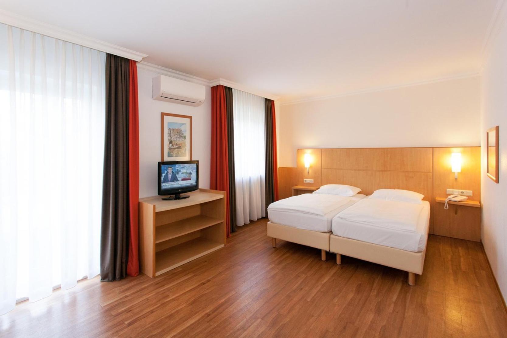 Saar City Hotel Σααρμπρύκεν Εξωτερικό φωτογραφία